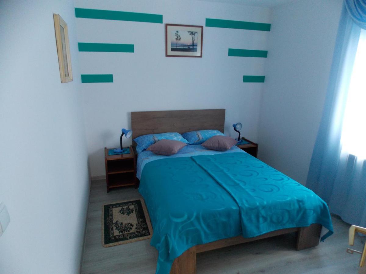 Hanifa Apartmani Rovinj Luaran gambar